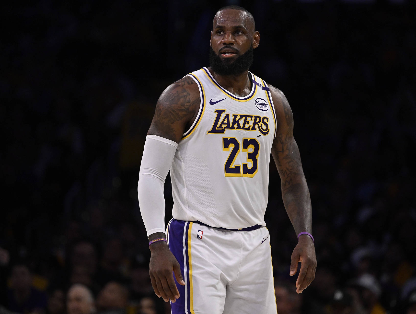 Windhorst：詹姆斯多次表示他优先选择留在湖人 我不认为他会离队