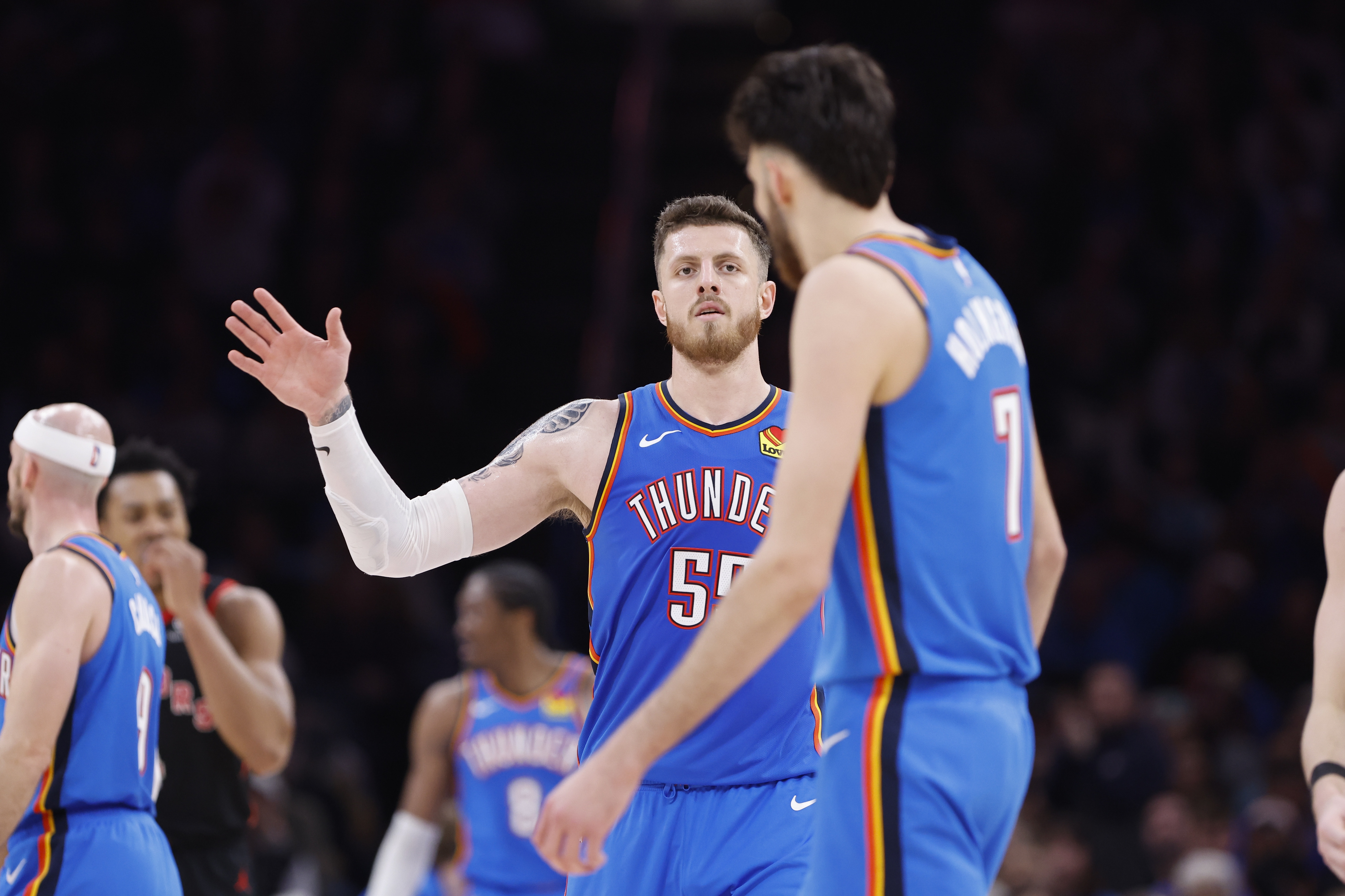 展示积极性！雷霆首节抢下6前场篮板 森林狼仅2个