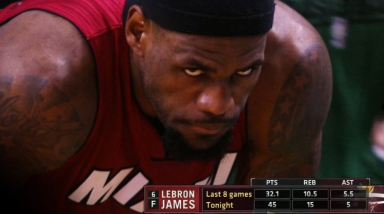 13年前的今天：詹姆斯祭出死亡之瞳砍45分15板 将系列赛拖至抢七