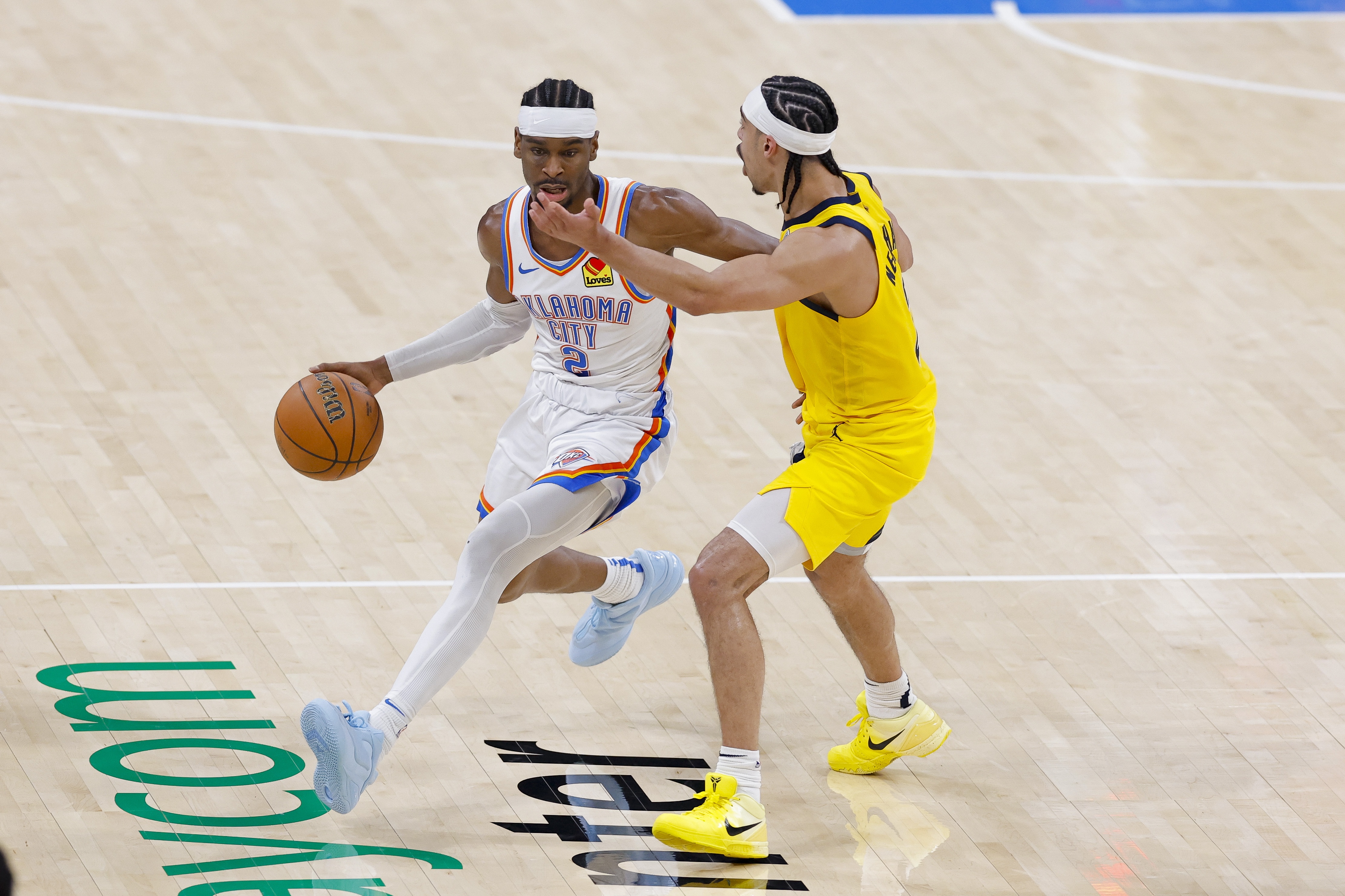 正面硬刚！内姆哈德首节3中3独得8分 亚历山大7中3拿7分