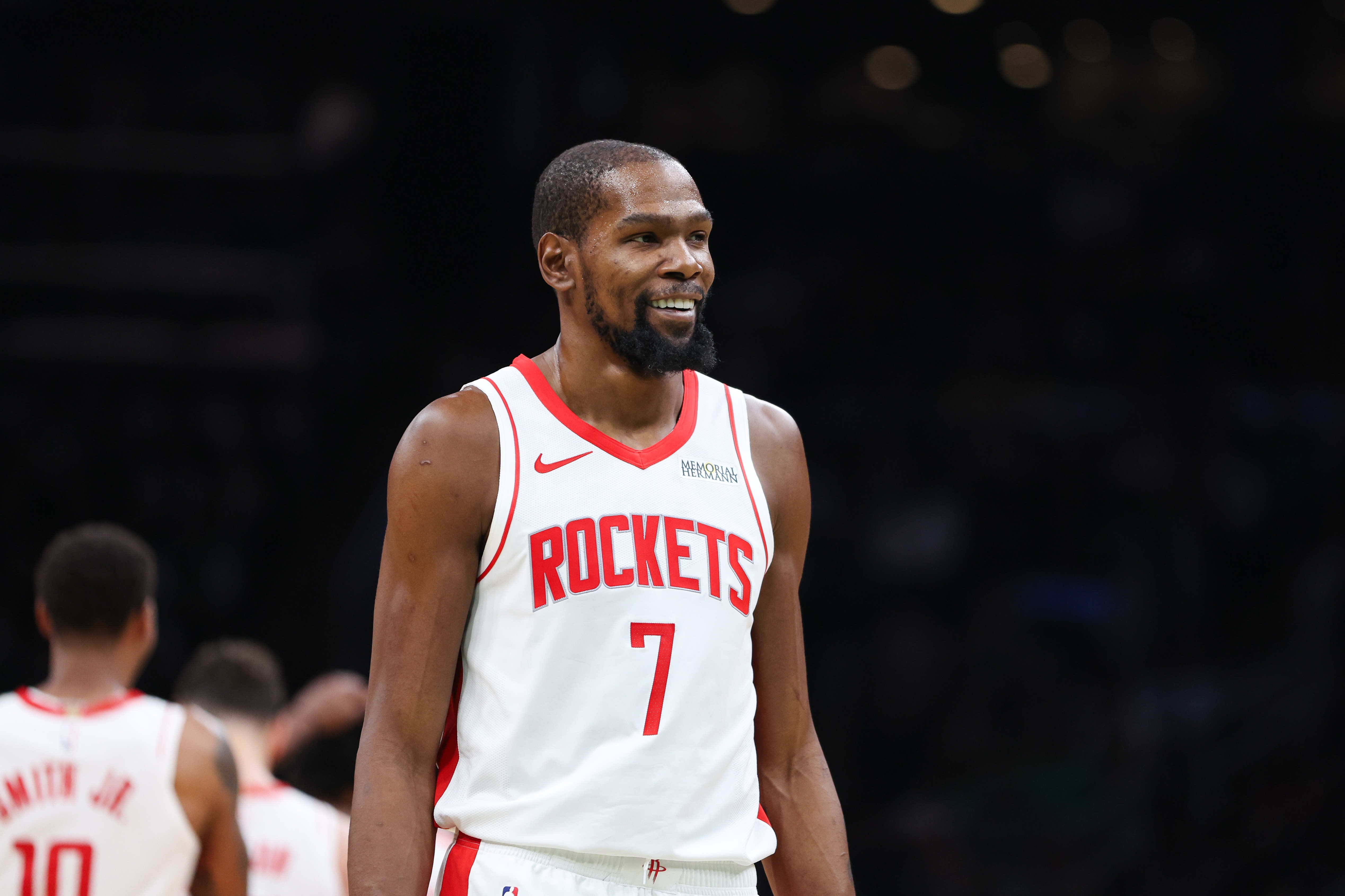 精准制导！谢泼德长传输送炮弹 杜兰特接球晃飞防守轻松扣进