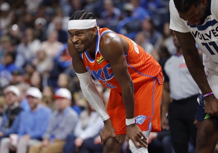 可怕的稳定性!SGA连续93场20+历史第2 比詹姆斯库里加起来还多!